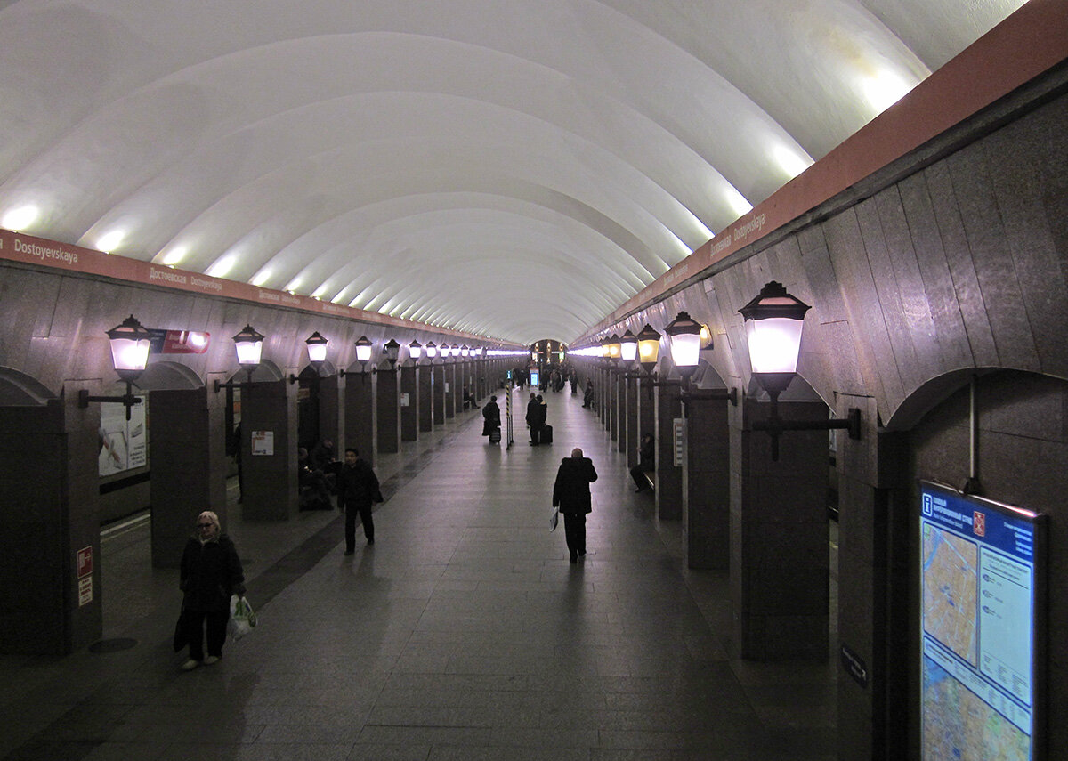 станция метро достоевская фото