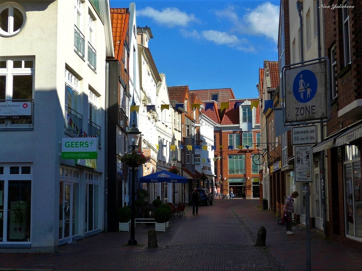 город леер германия фото