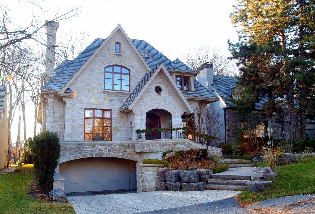 стиль тюдор (tudor revival cottage) фото