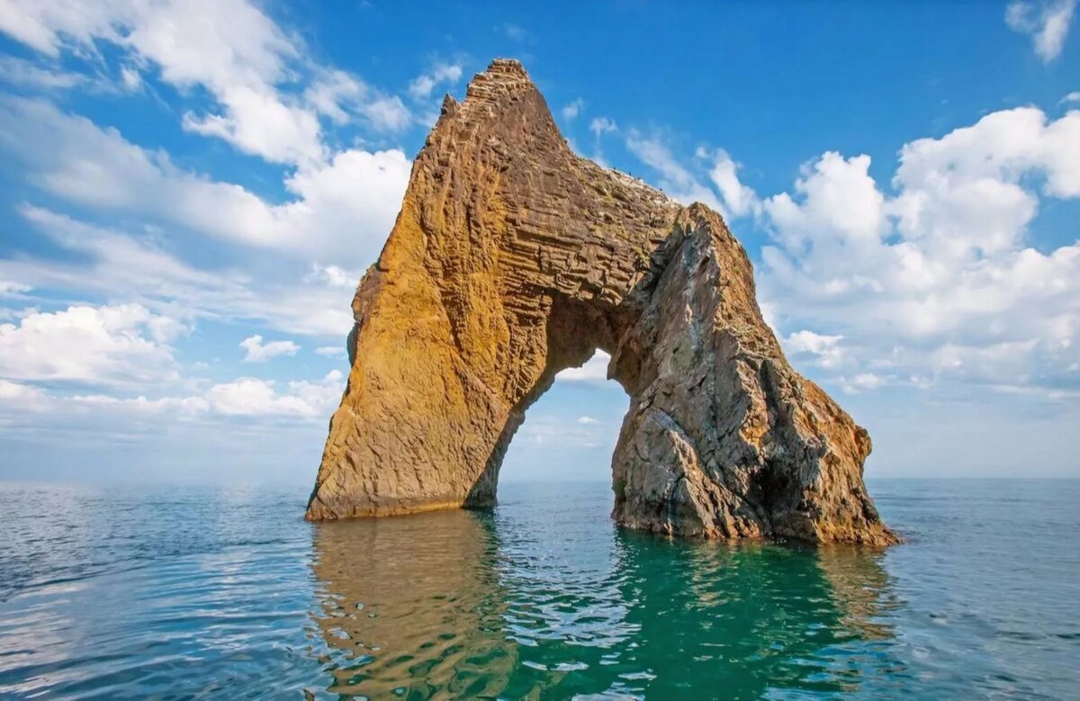 карадаг золотые ворота фото