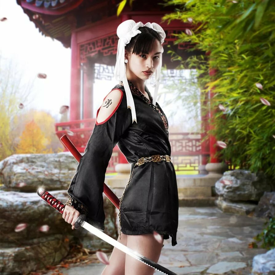 Катана девушка фото