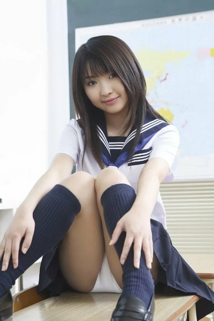 Japanese Schoolgirls Naked Pornrewind 1