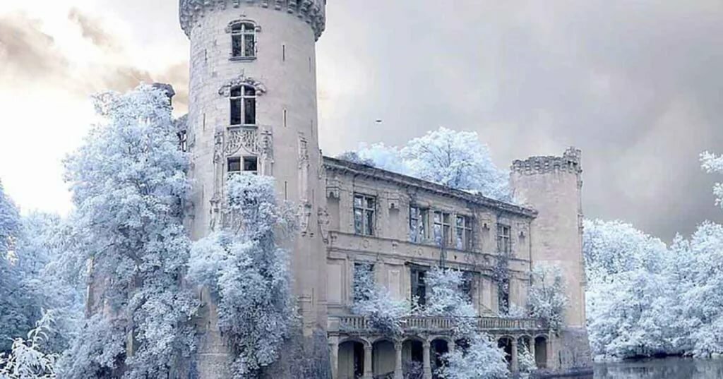 замок mothe chandeniers, франция фото