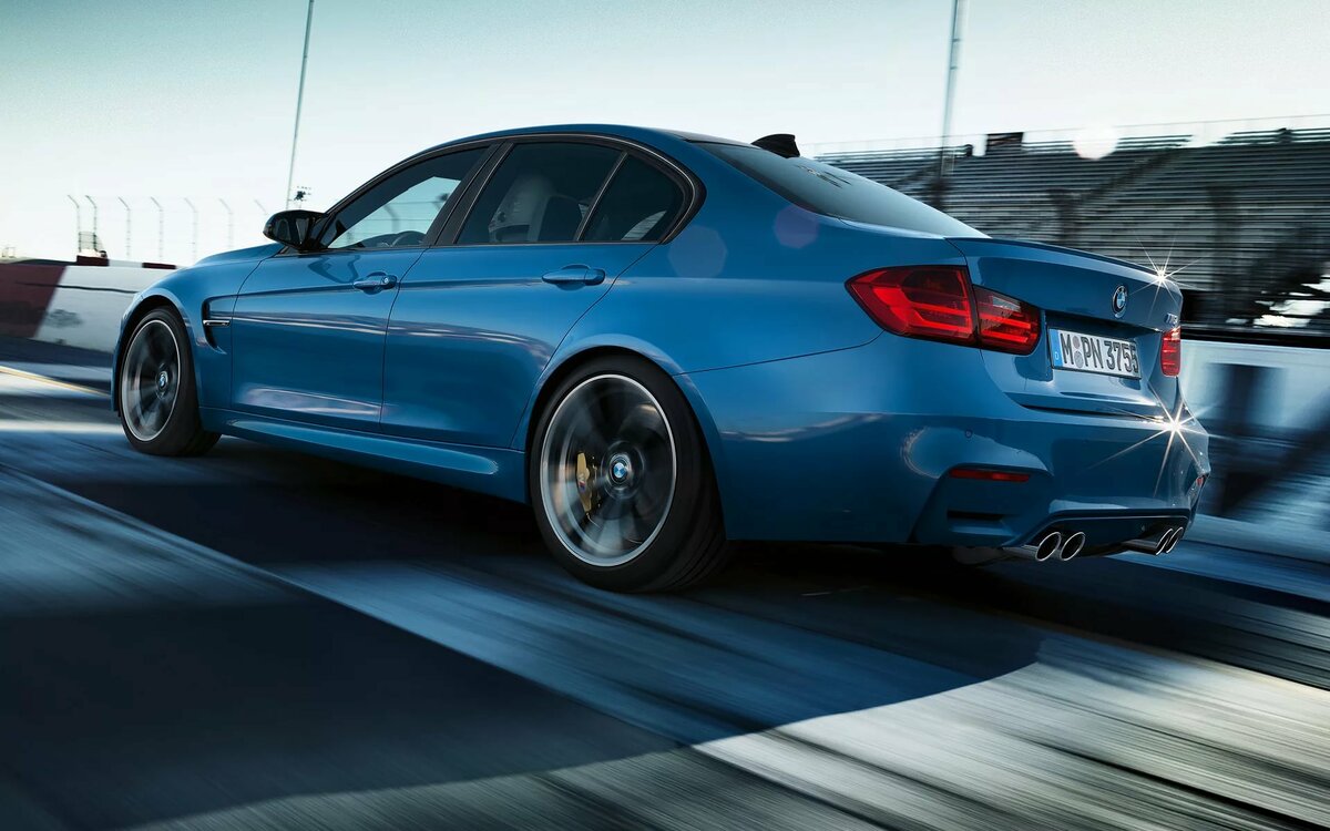 BMW M3 фото