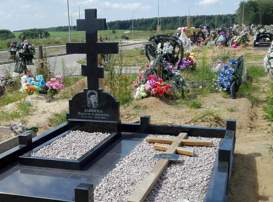двойные гранитные памятники фото