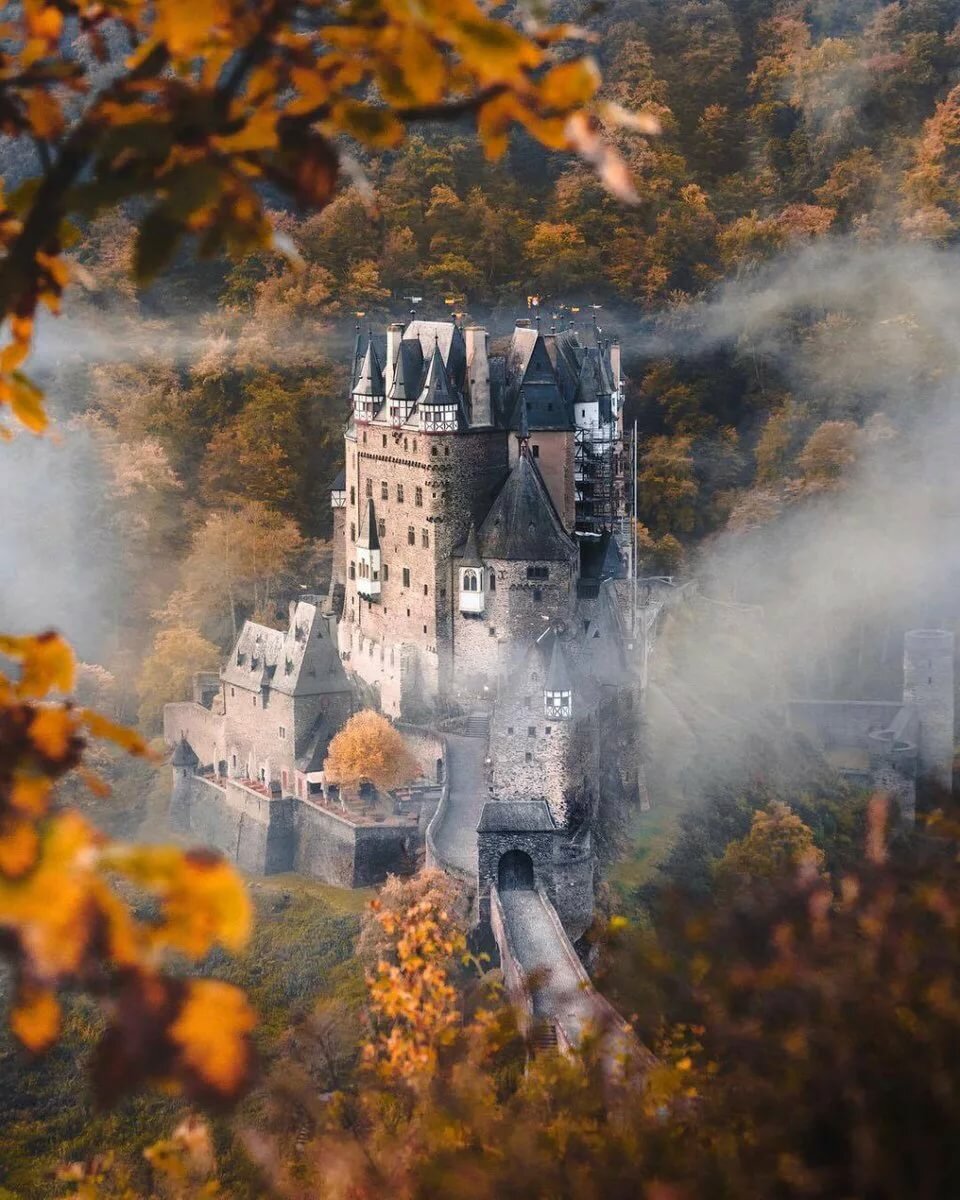 замок эльц в германии фото
