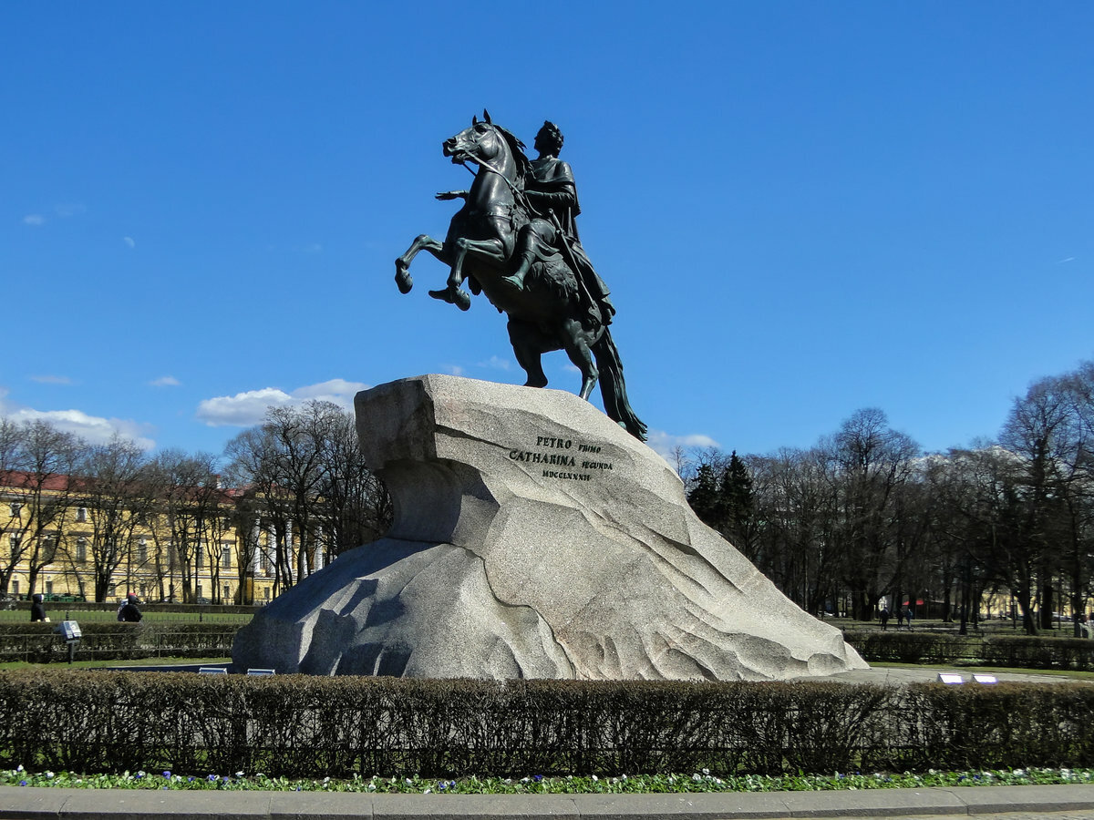 памятник медный всадник санкт петербург фото