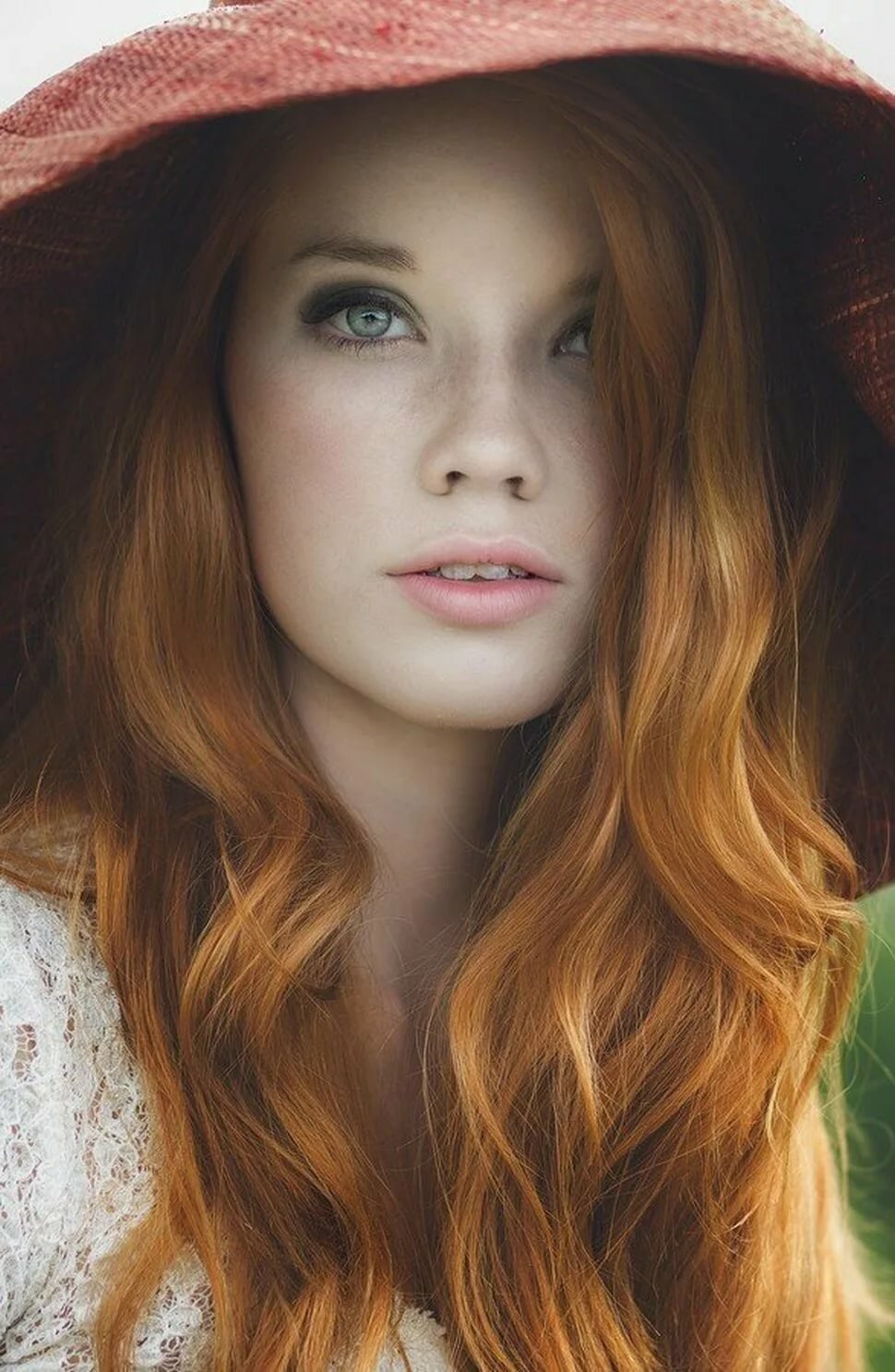 I want a redhead, gallery of reality