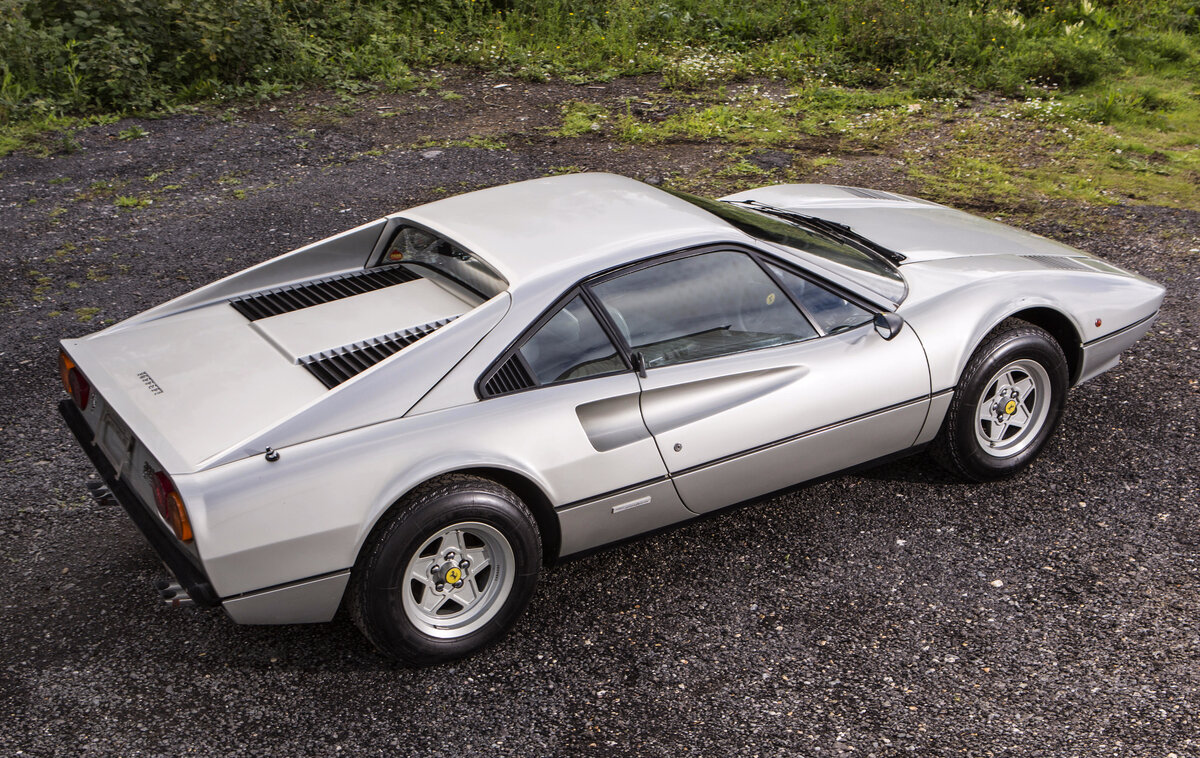 ferrari 308 фото