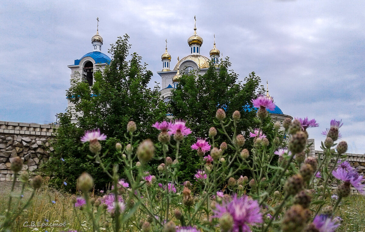 в храме фото