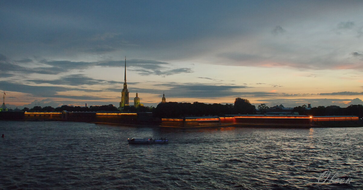 петропавловская крепость в санкт петербурге фото