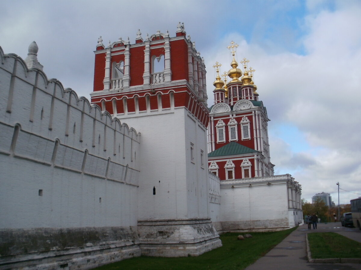 новодевичий монастырь москва фото