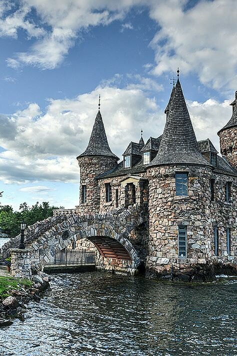 старинный замок фото