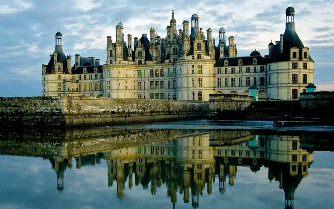 замок шамбор франция фото
