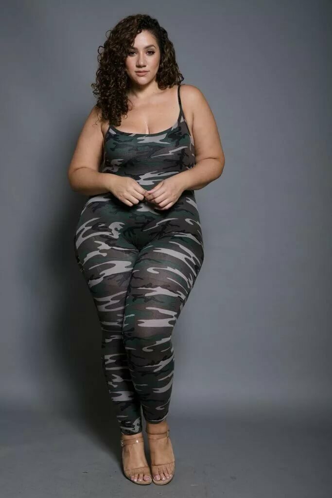 Full fat women open body gallery — photo 11