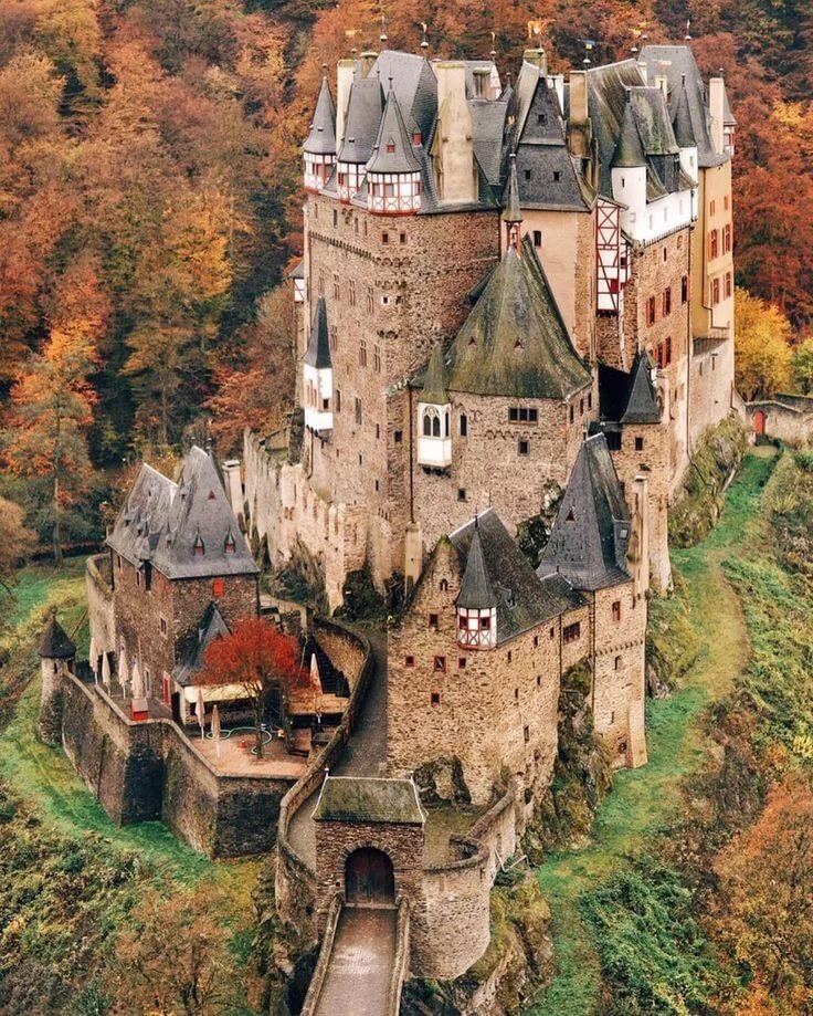 замок эльц германия фото