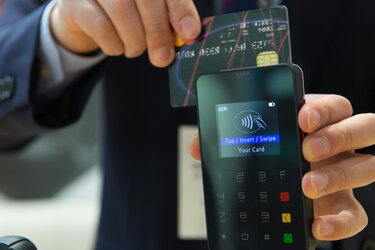 телефон в кредит онлайн новосибирск займы без проверок и отказов в день обращения наличными