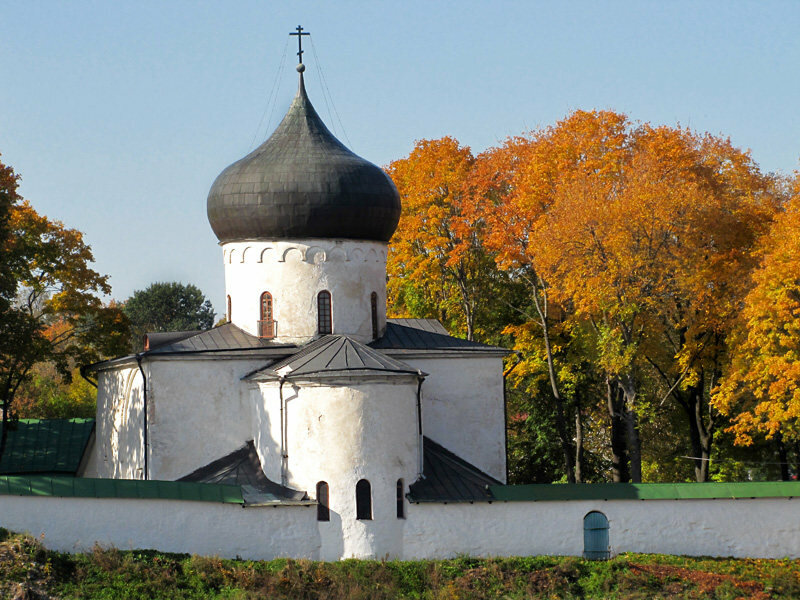 спасо-преображенский собор мирожского монастыря фото