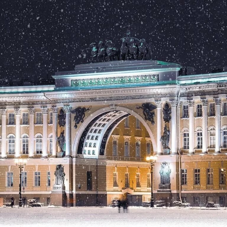 дворцовая площадь питер фото