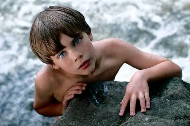 pussy-movie-girl-see-nude-boy-in-his-home