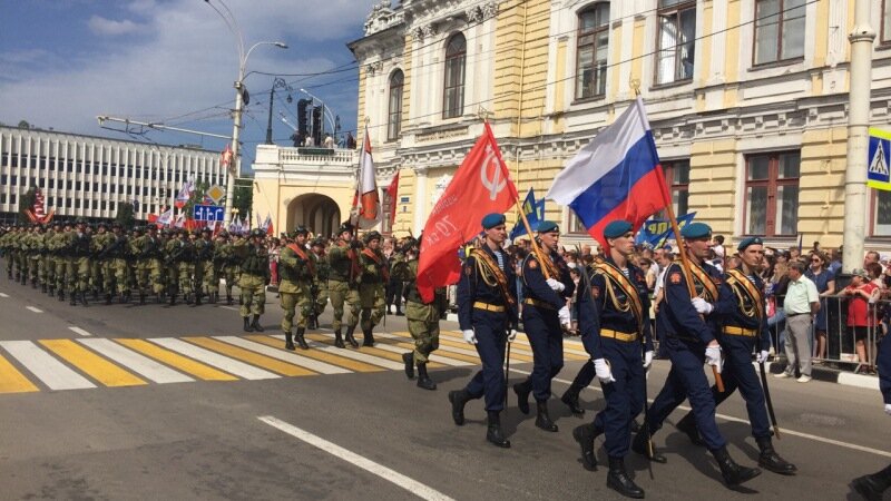 парад победы рязань фото