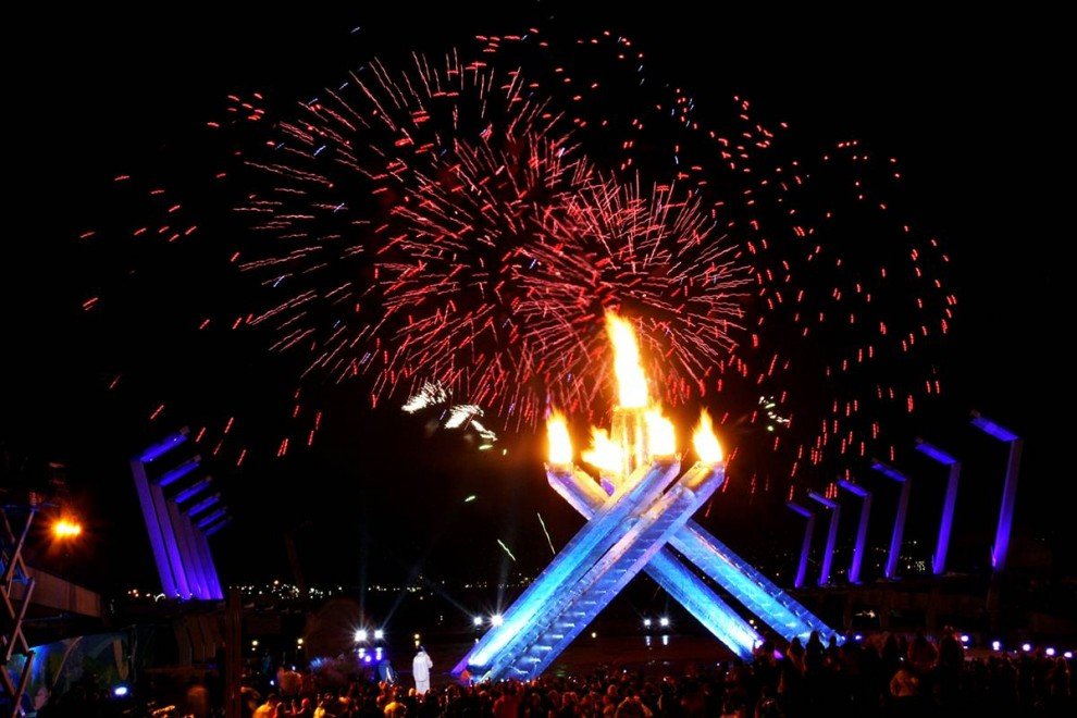 олимпийский огонь ванкувер 2010 фото