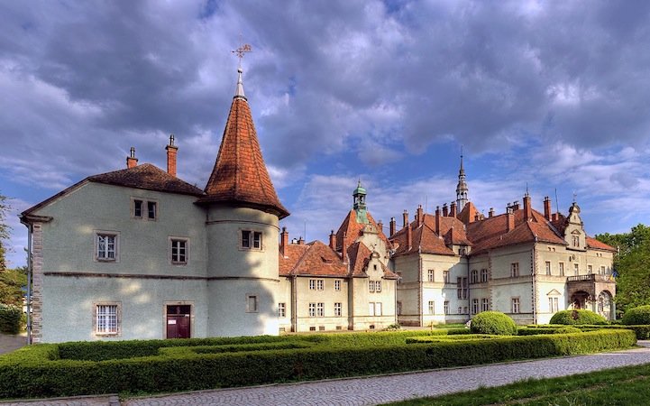 дворец шенборнов закарпатье фото