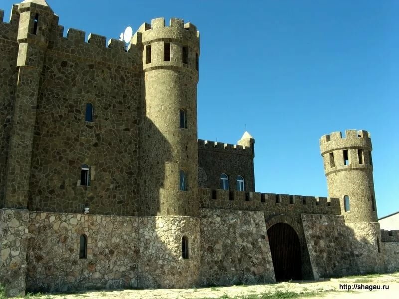 замок викинг беляус крым фото