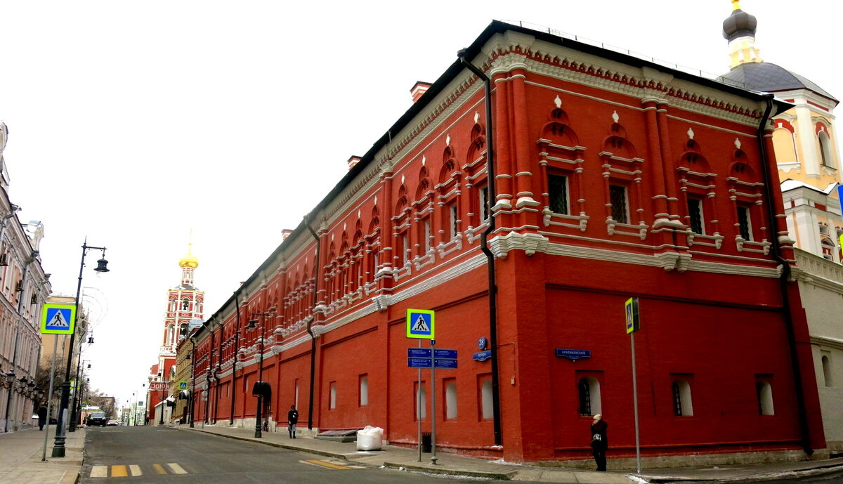 нарышкинские палаты высоко-петровского монастыря фото