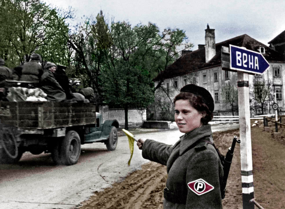 регулировщица 1945 фото