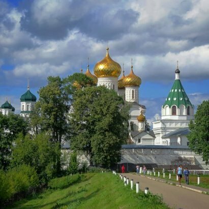 лавра троице-сергиева фото