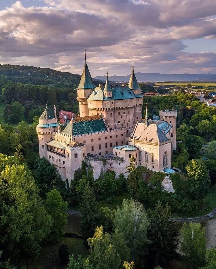 бойницкий замок словакия фото