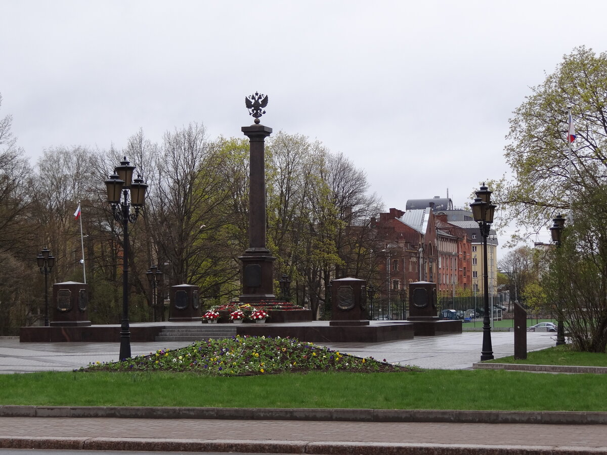 стела город воинской славы ржев фото