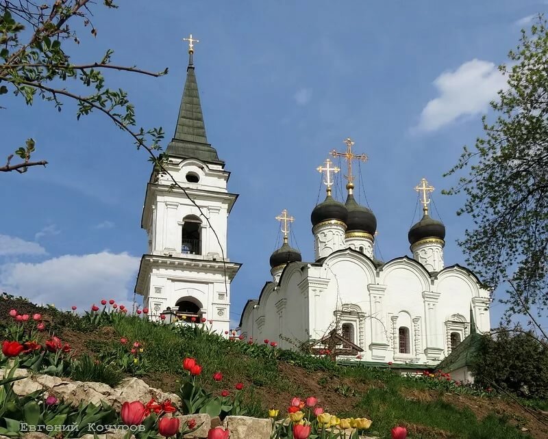 храм в старых садех фото