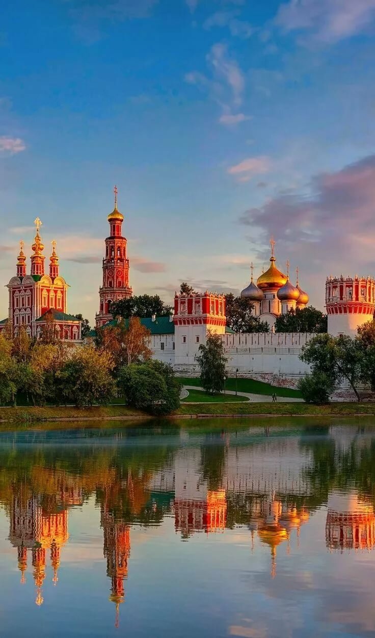 новодевичий монастырь в москве фото