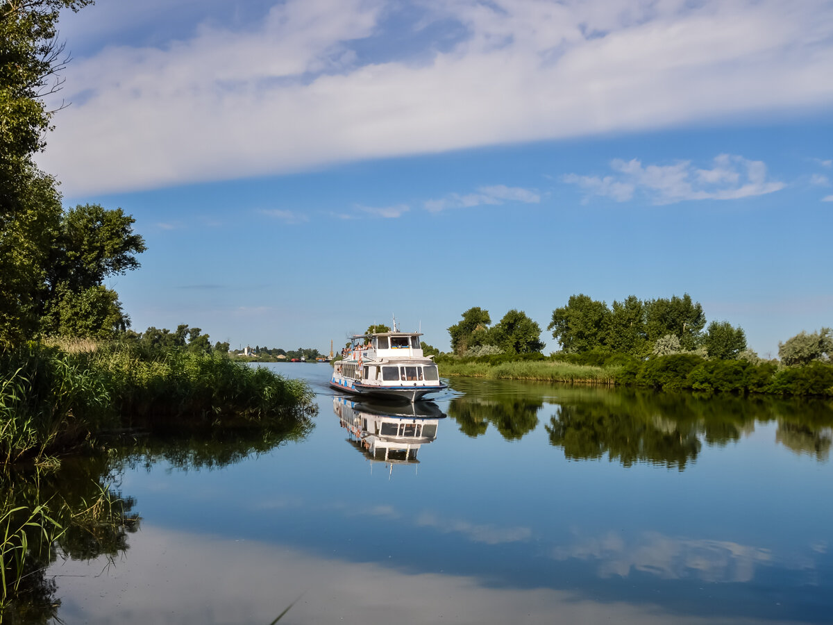водное зеркало фото