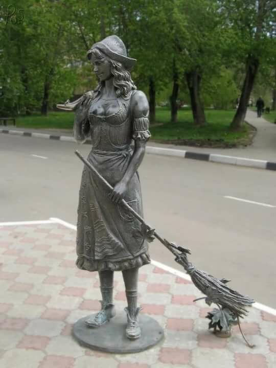 памятник золушке в долгопрудном фото