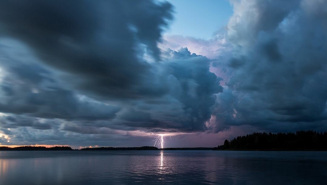 samoviy-ishk-oblaka-na-nebesah