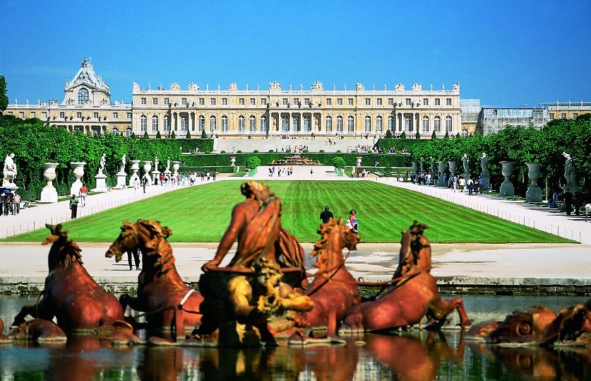 версальский дворец версаль франция фото