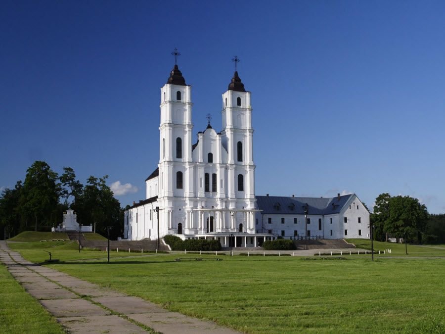 аглонская базилика латвия фото