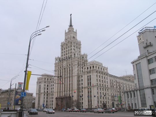 сталинские высотки в москве. ул. садовая–спасская, д.21/1. фото