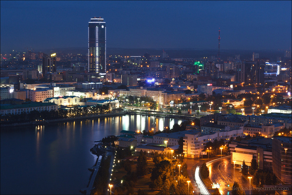ночной екатеринбург фото