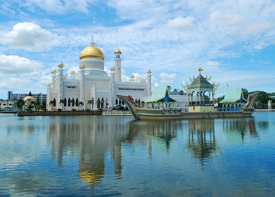 Мечеть султана омара али сайфуддина: фото, изображения и картинки