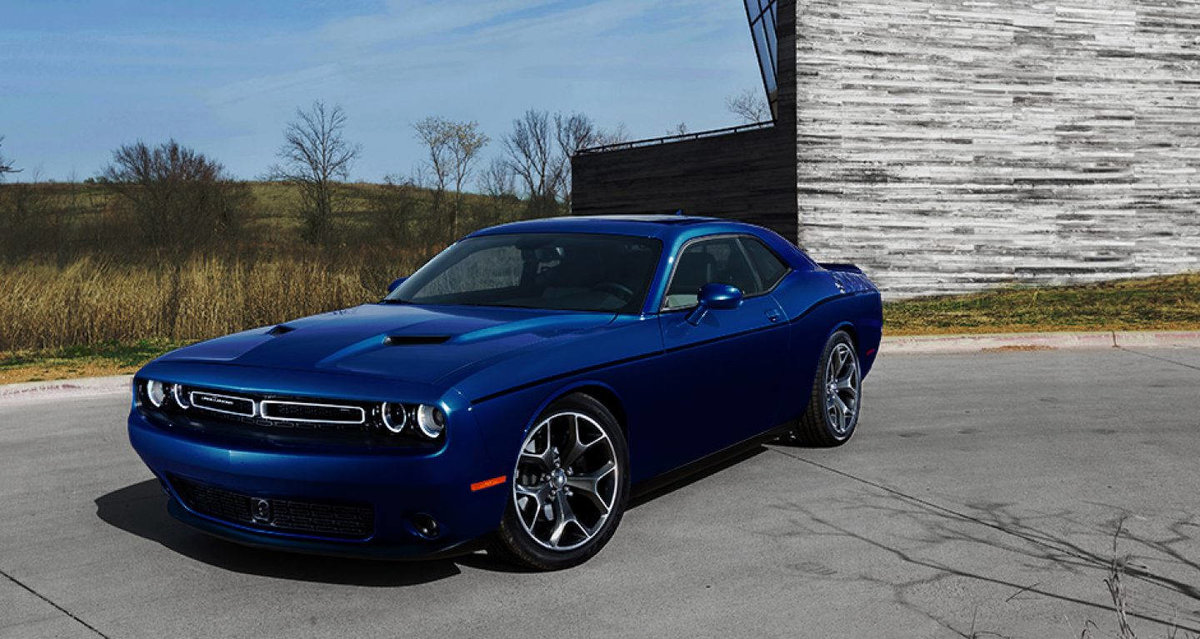 dodge challenger фото
