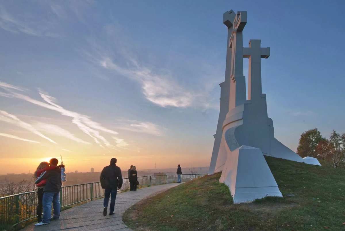вильнюс трехкрестовая гора фото