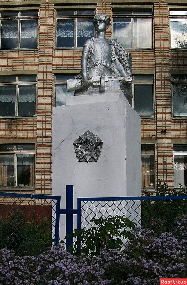 голиков памятник йошкар-ола фото