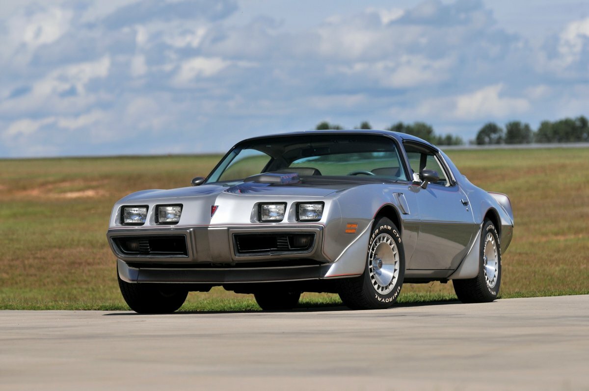 pontiac firebird фото
