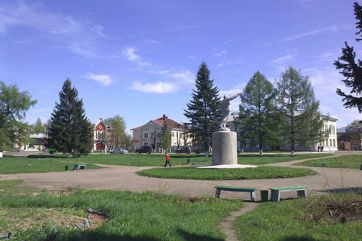 площадь в демянске фото