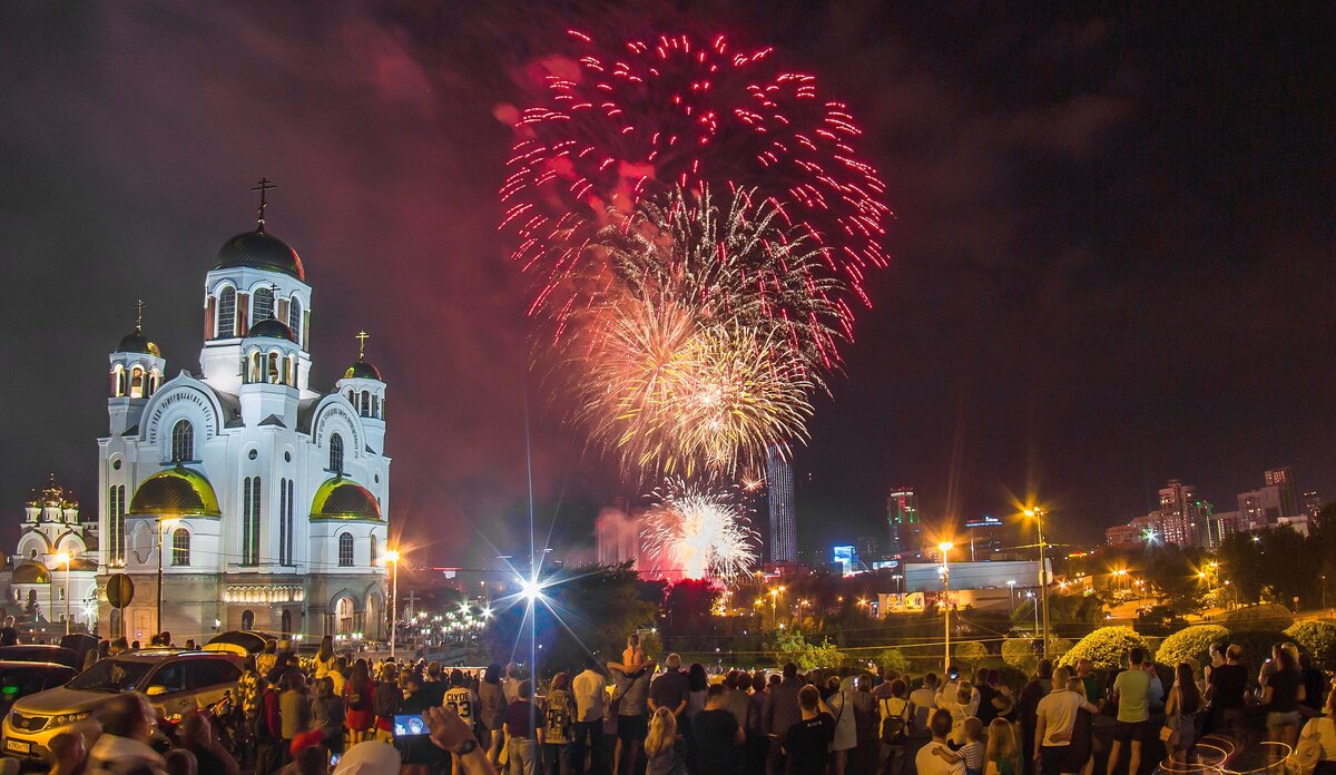 екатеринбург храм на крови фото