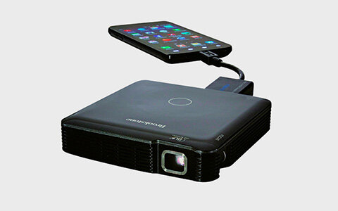 brookstone hdmi pocket projector фото